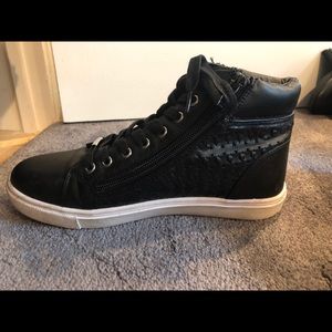 steve madden sneakers